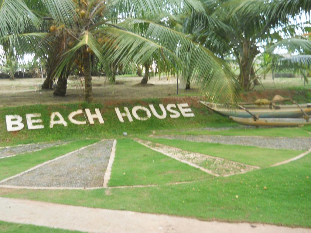 Beach House Negombo Eksteriør billede