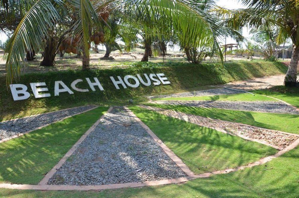 Beach House Negombo Eksteriør billede